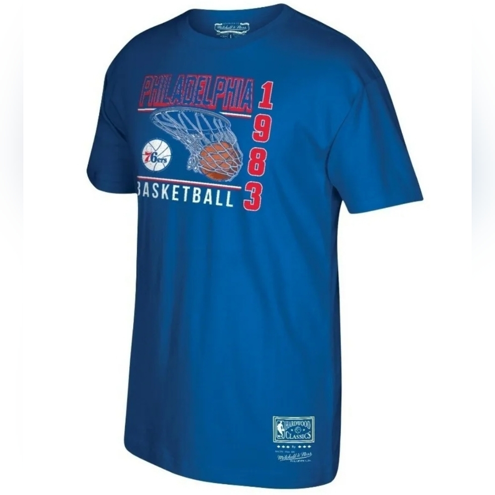 Philadelphia 76ers Mitchell & Ness Hardwood Classics Brotherly T-Shirt Medium